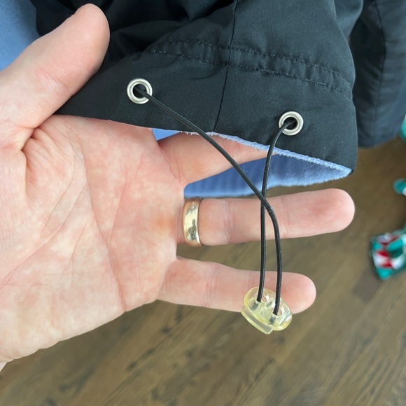 Champion Women’s Windbreaker Jacket Hooded Lightweight Black Medium - Picture 6 of 8